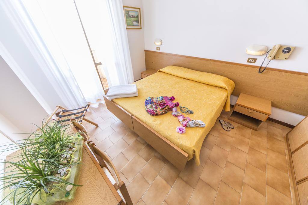 Hotel Touring 미사노아드리아티코 외부 사진