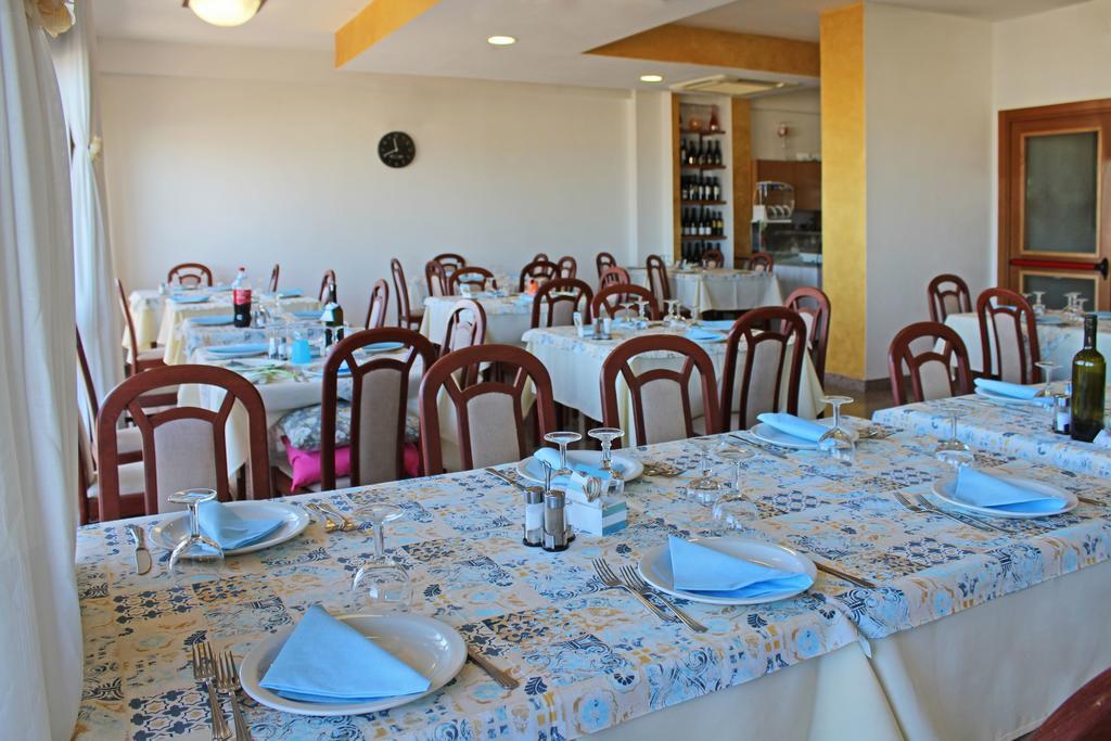 Hotel Touring 미사노아드리아티코 외부 사진